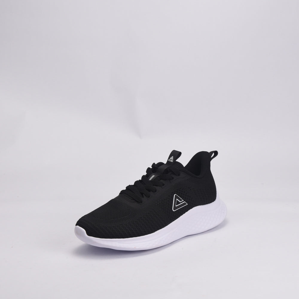 PEAK FOOTWEAR