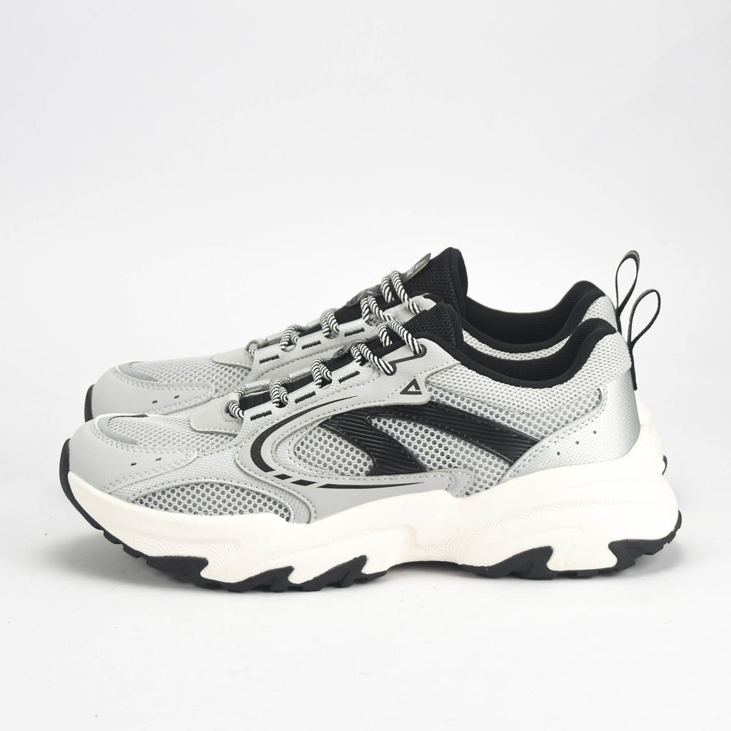 PEAK SHOES