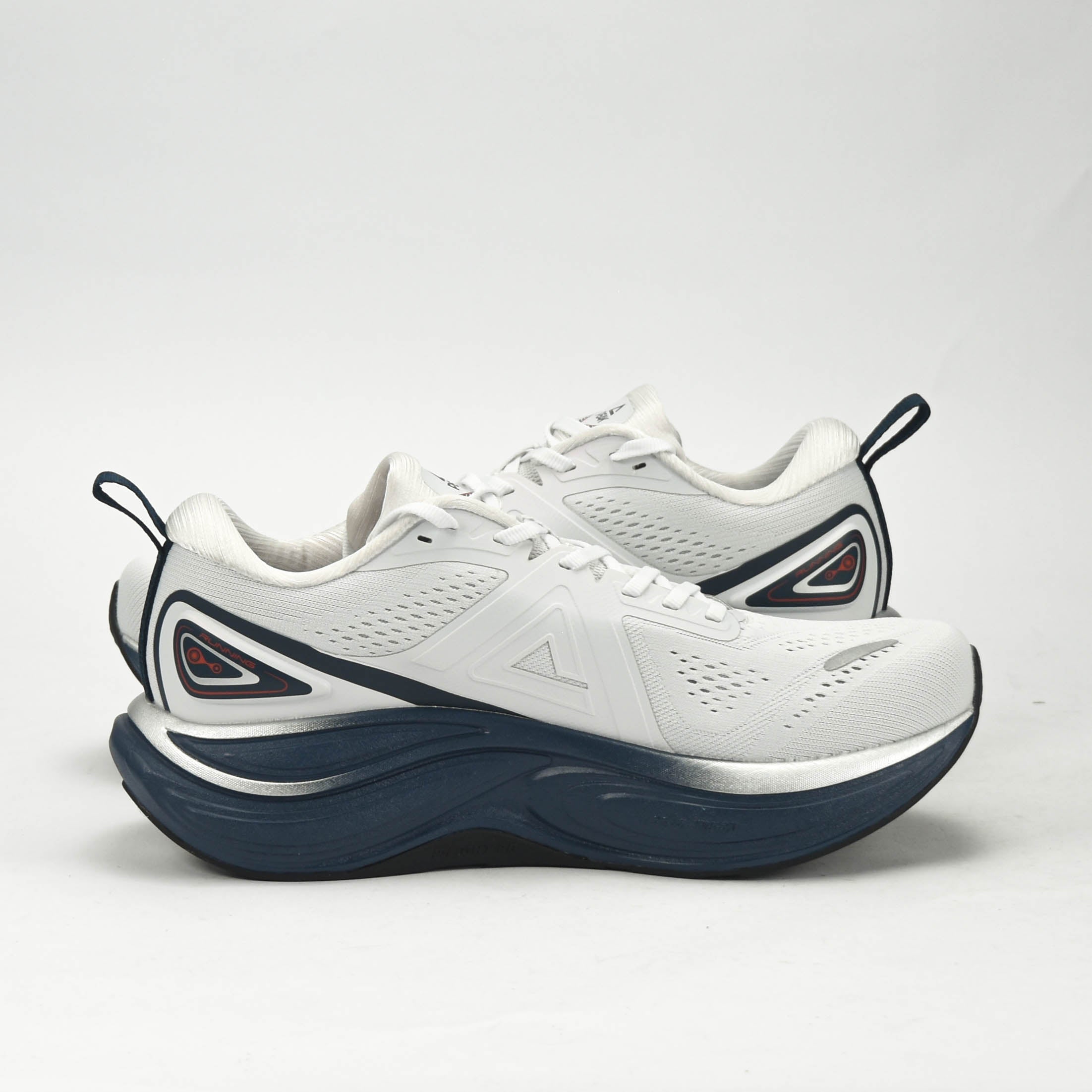PEAK SPORTS SHOES