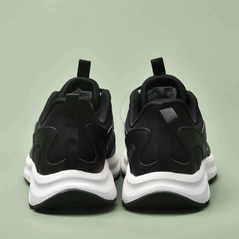 WALKING SHOES - PEAK