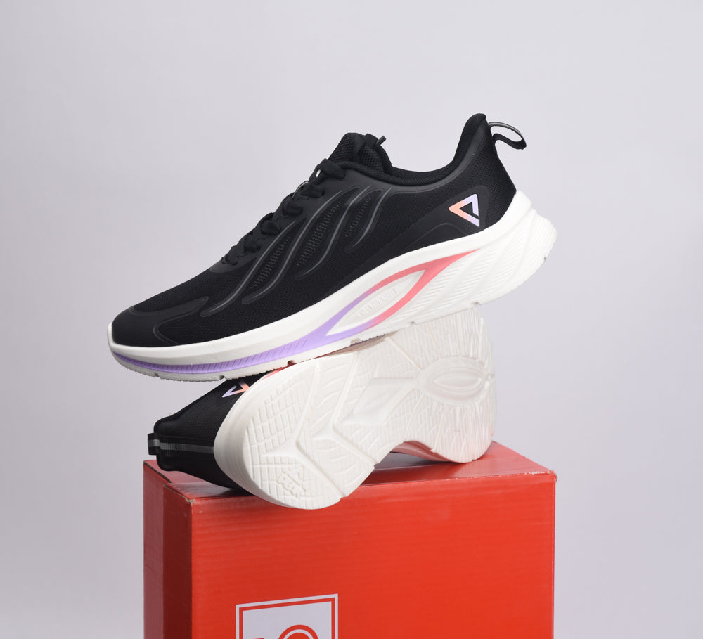 PEAK FOOTWEAR