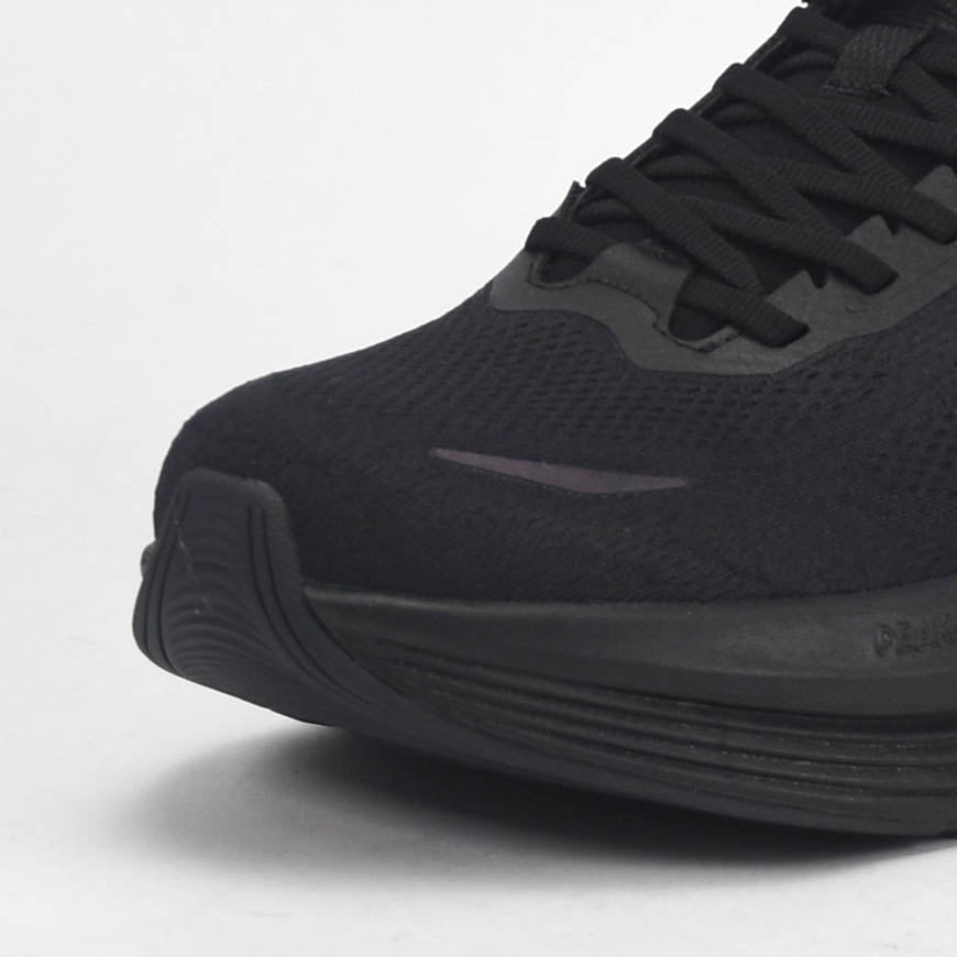 PEAK SHOES
