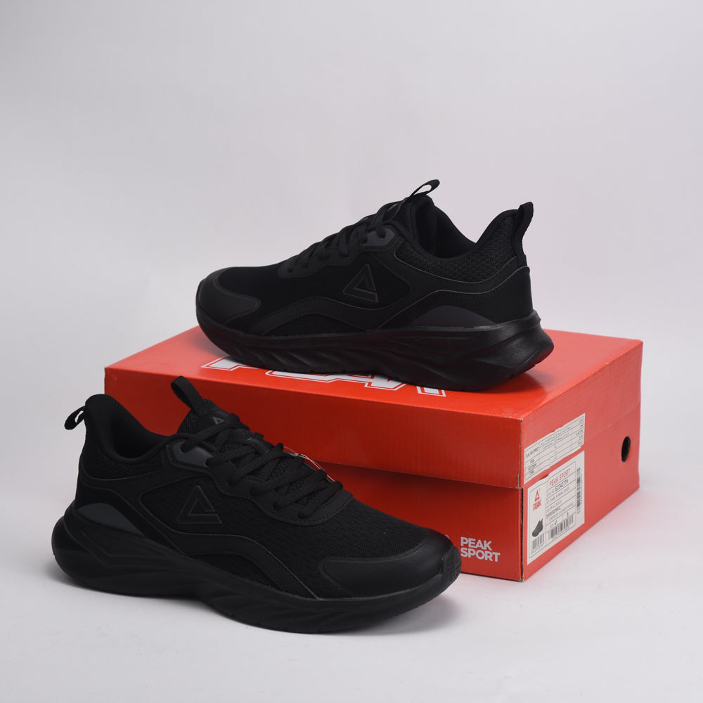 PEAK FOOTWEAR