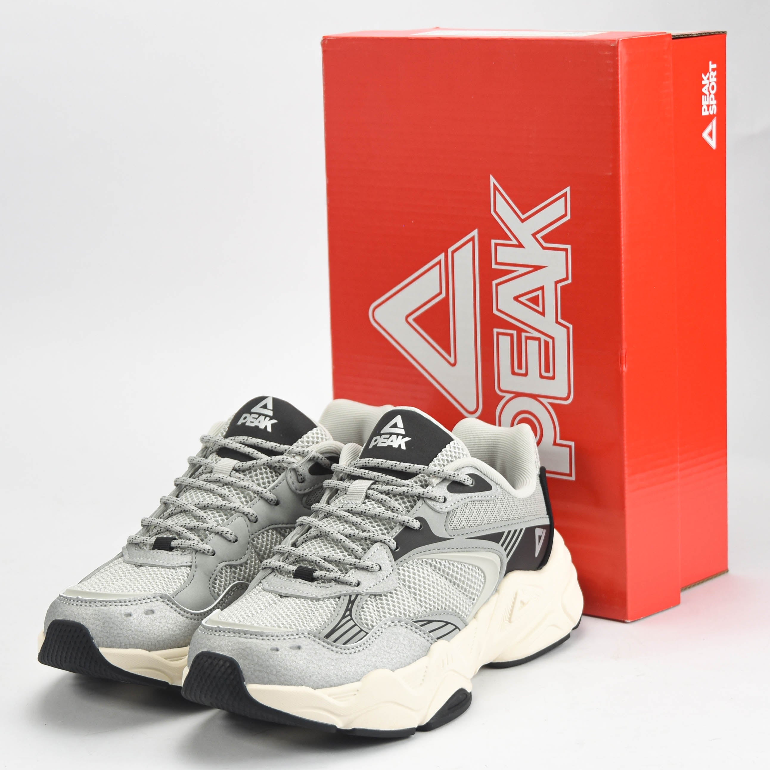 PEAK SHOES