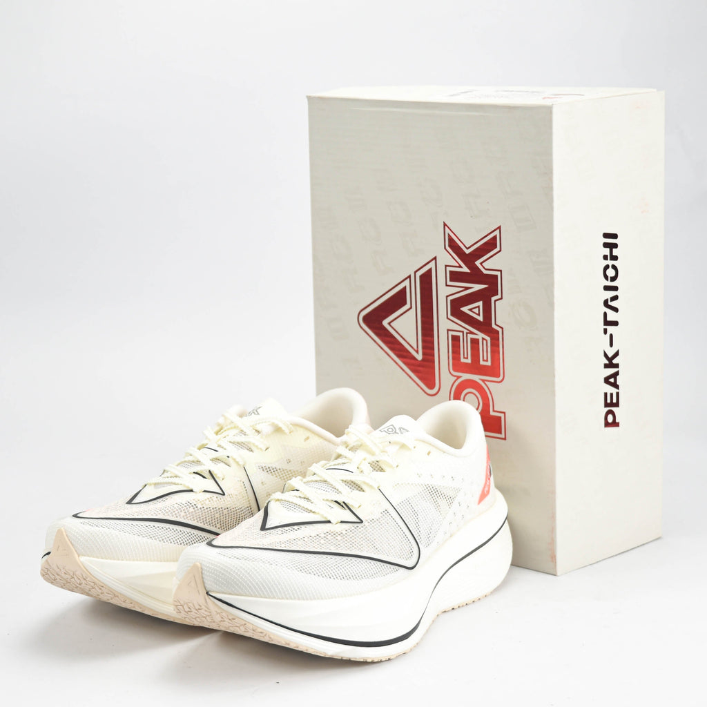 PEAK SHOES