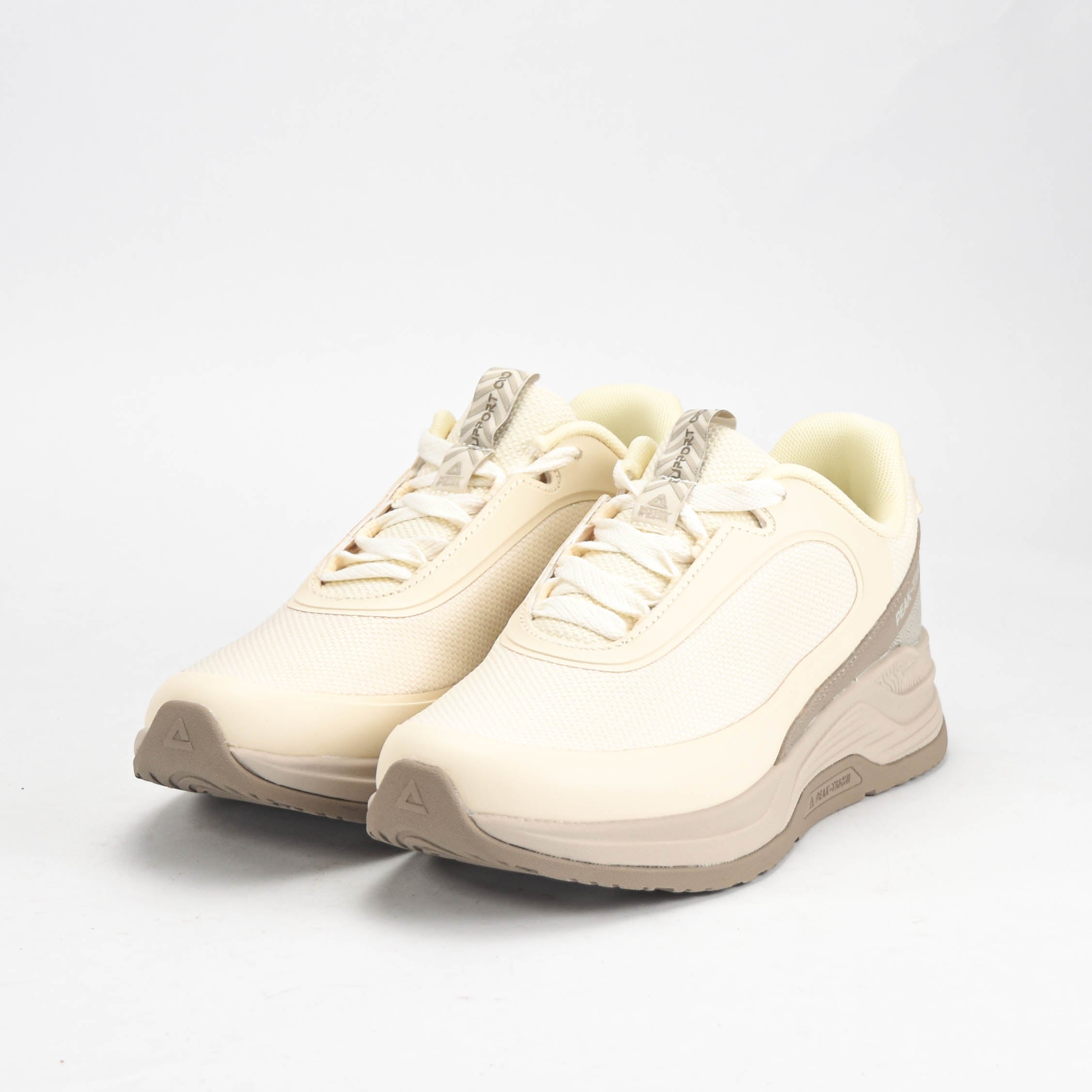 PEAK SHOES