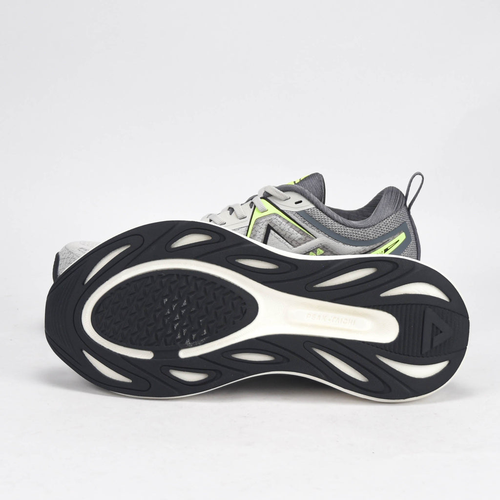 PEAK SHOES