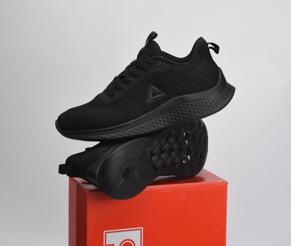 PEAK FOOTWEAR