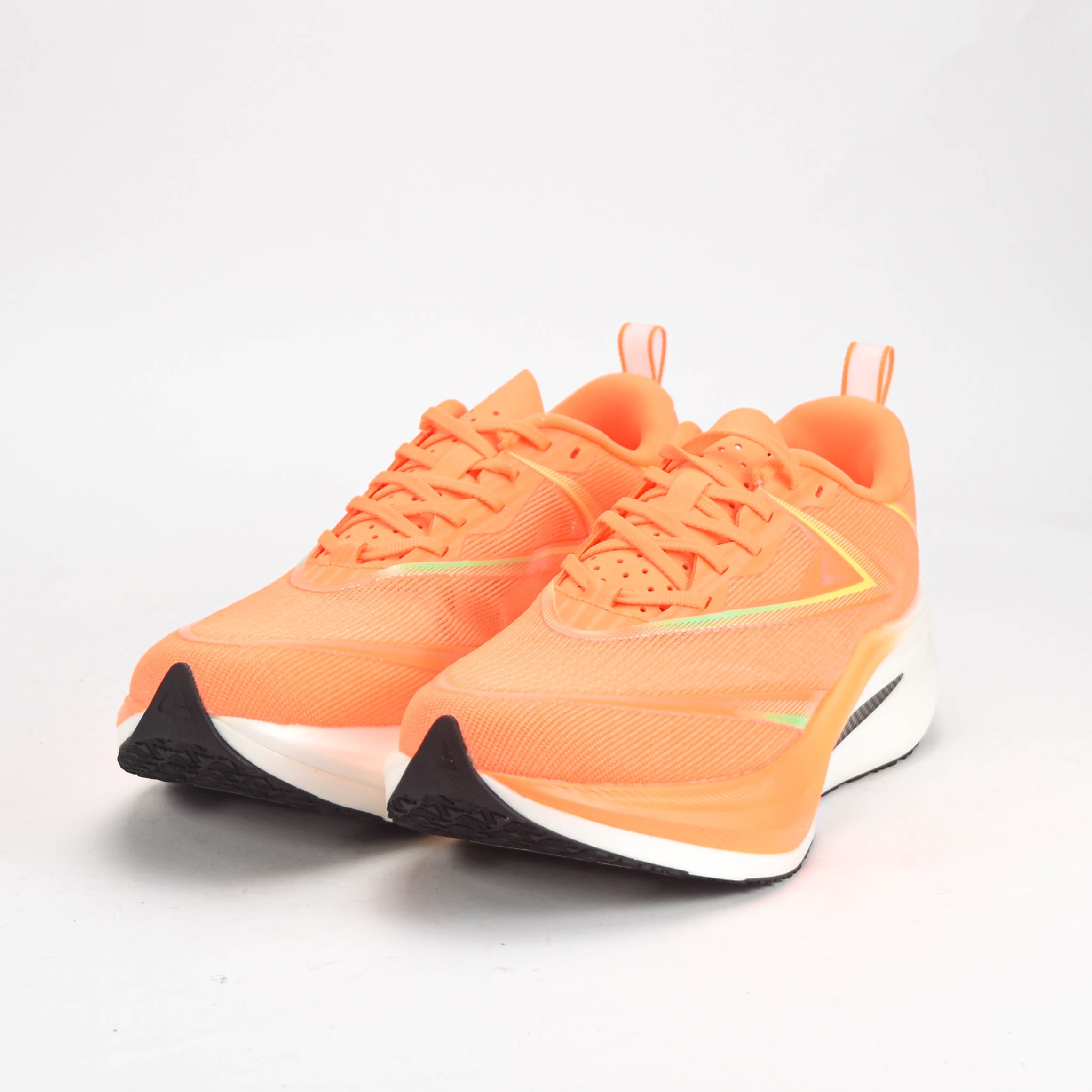 PEAK SHOES