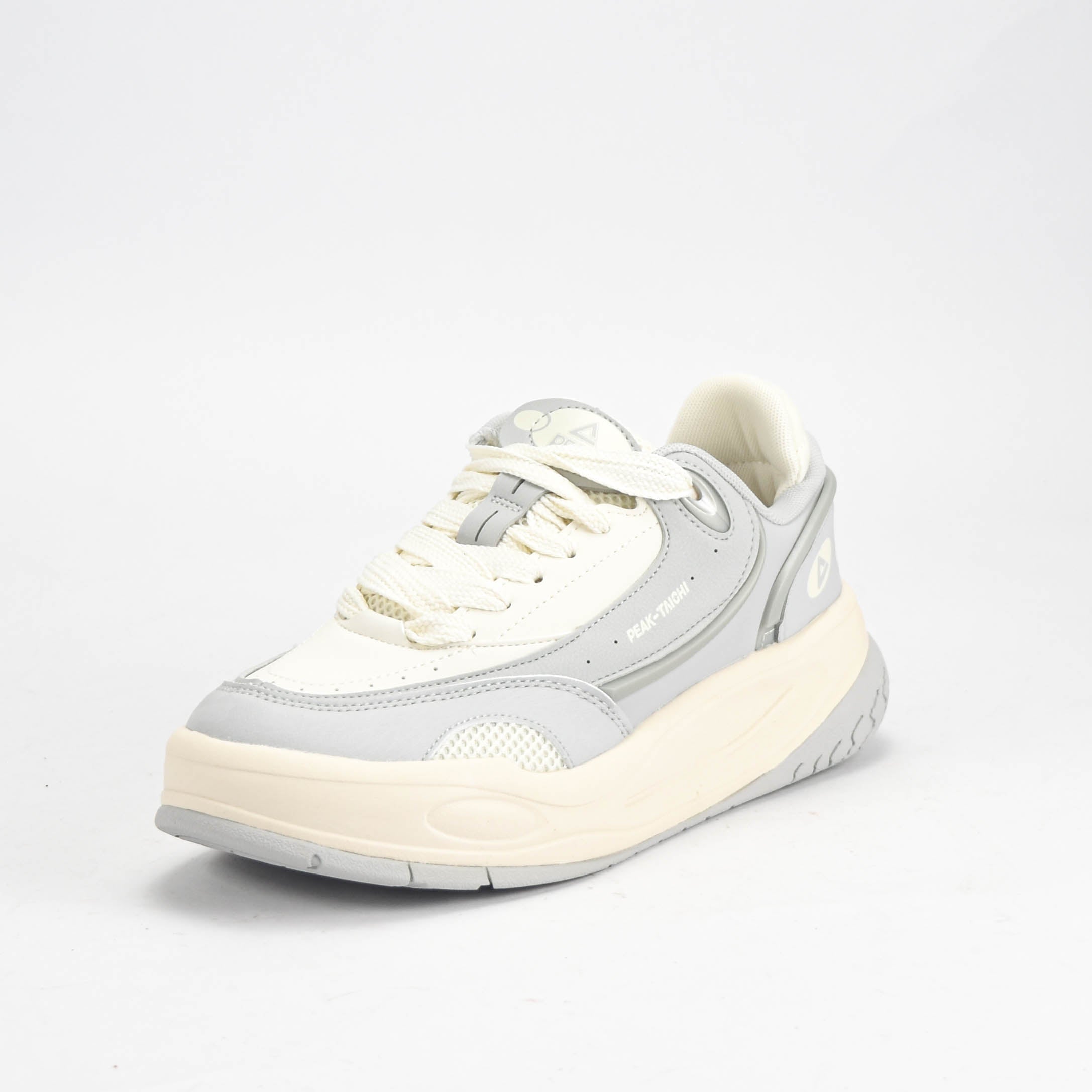 PEAK SHOES