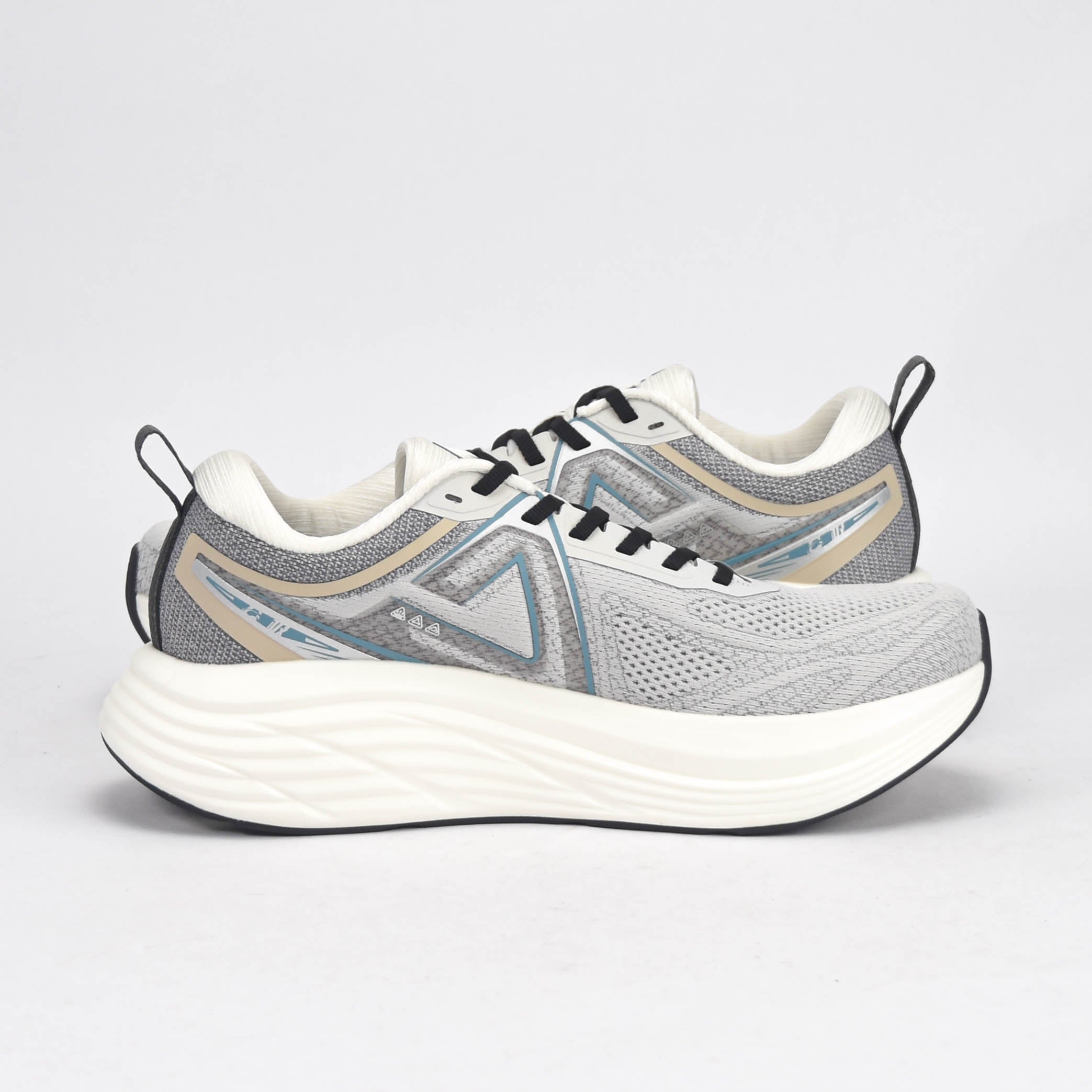 PEAK SHOES