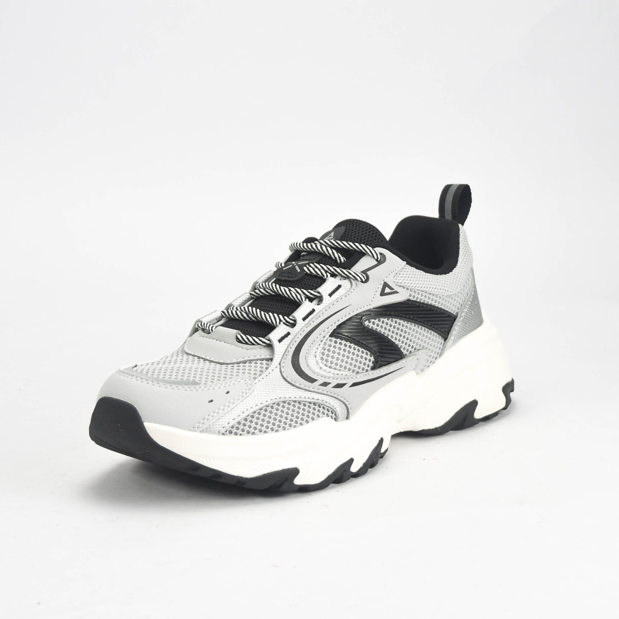 PEAK SHOES