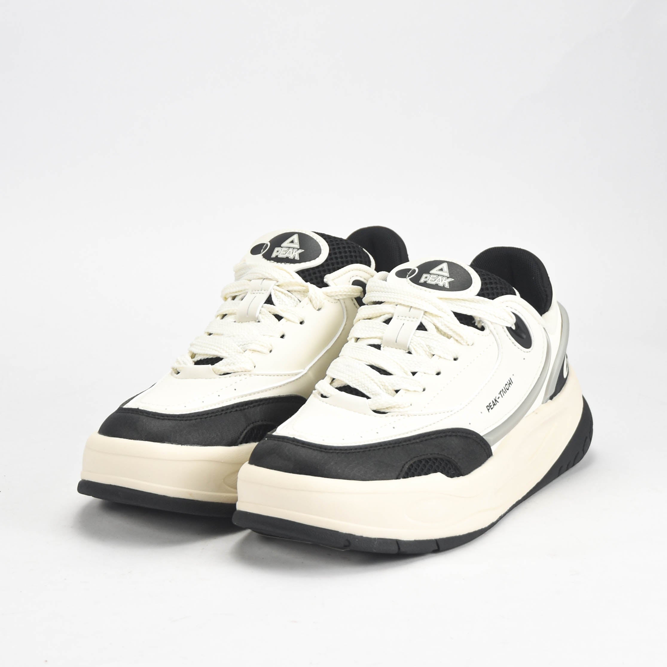 PEAK SHOES