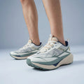 PEAK SHOES