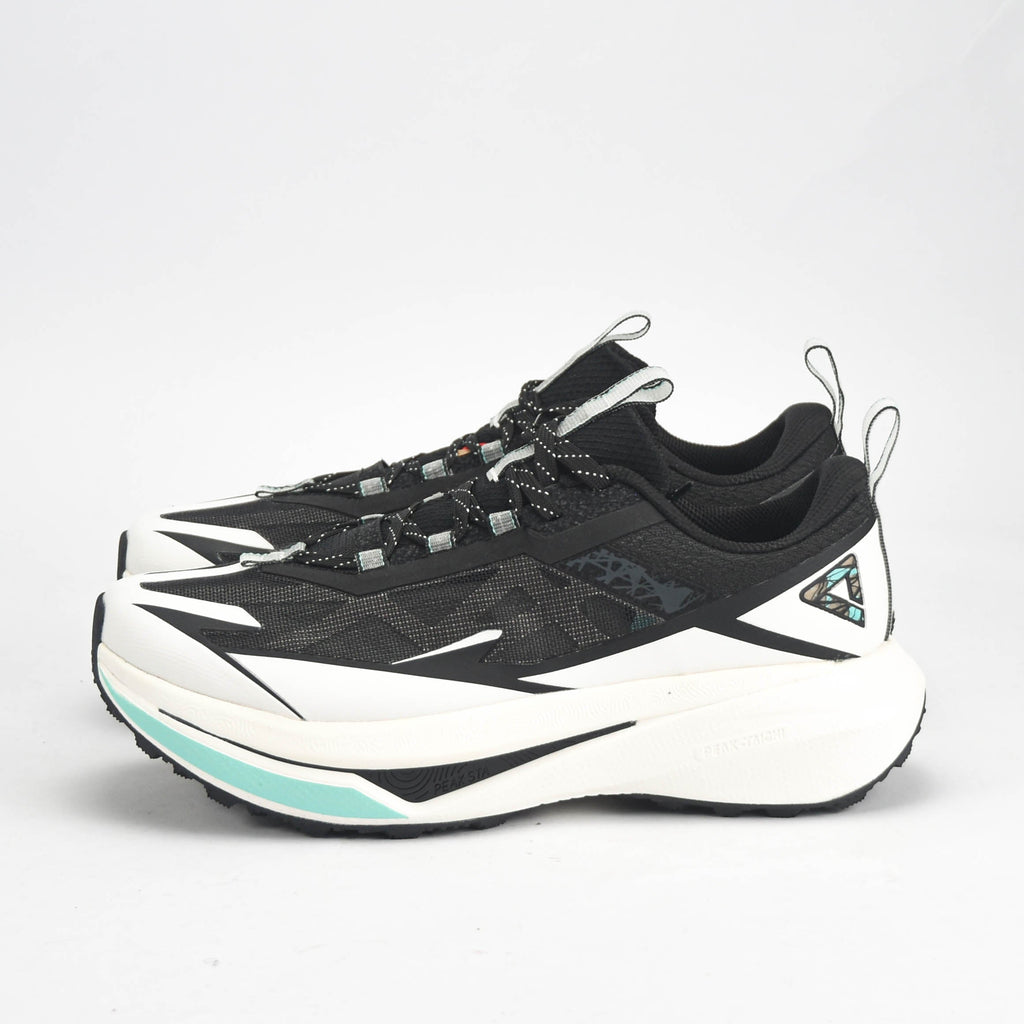 PEAK SHOES