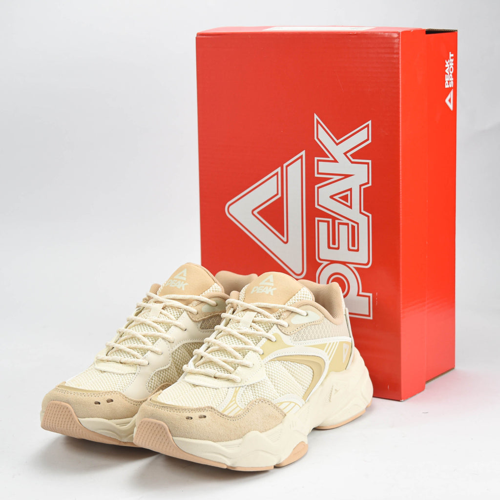 PEAK SHOES